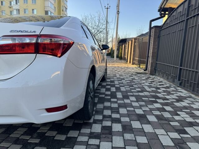 Белый Тойота Королла, объемом двигателя 1.6 л и пробегом 125 тыс. км за 12637 $, фото 2 на Automoto.ua