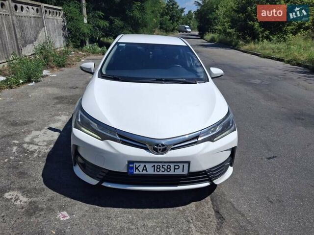 Белый Тойота Королла, объемом двигателя 1.6 л и пробегом 100 тыс. км за 15800 $, фото 3 на Automoto.ua