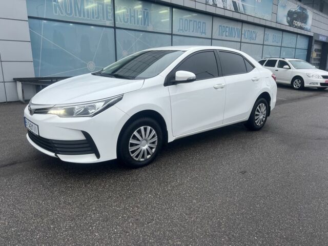 Белый Тойота Королла, объемом двигателя 1.6 л и пробегом 194 тыс. км за 9900 $, фото 2 на Automoto.ua