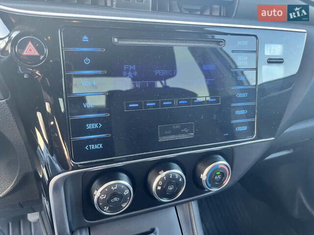 Белый Тойота Королла, объемом двигателя 1.6 л и пробегом 275 тыс. км за 11900 $, фото 13 на Automoto.ua