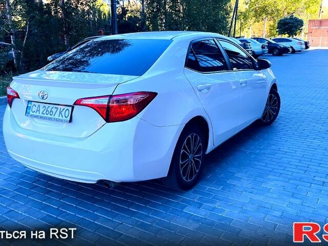 Белый Тойота Королла, объемом двигателя 1.8 л и пробегом 200 тыс. км за 11750 $, фото 2 на Automoto.ua