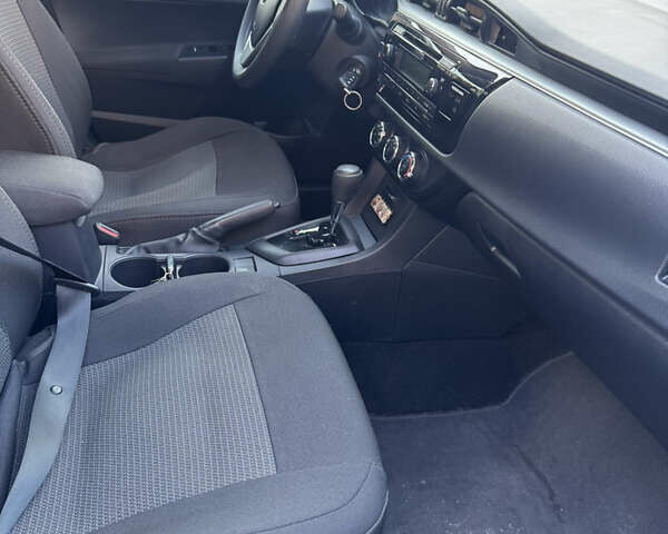 Белый Тойота Королла, объемом двигателя 1.6 л и пробегом 125 тыс. км за 12600 $, фото 28 на Automoto.ua