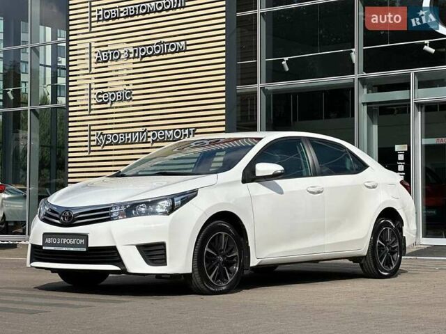 Білий Тойота Королла, об'ємом двигуна 1.6 л та пробігом 189 тис. км за 11380 $, фото 9 на Automoto.ua