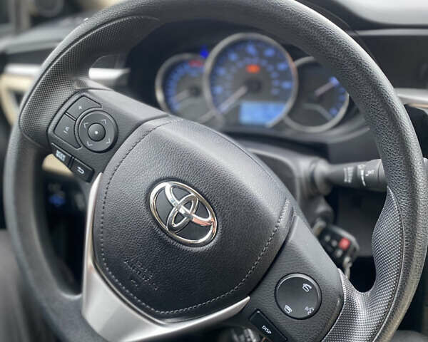 Белый Тойота Королла, объемом двигателя 1.8 л и пробегом 47 тыс. км за 10999 $, фото 12 на Automoto.ua