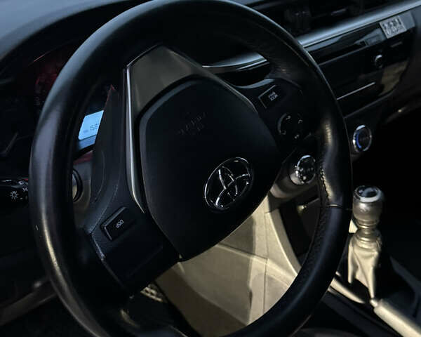 Белый Тойота Королла, объемом двигателя 1.6 л и пробегом 158 тыс. км за 10300 $, фото 6 на Automoto.ua