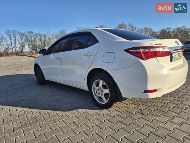 Белый Тойота Королла, объемом двигателя 1.33 л и пробегом 201 тыс. км за 8999 $, фото 2 на Automoto.ua