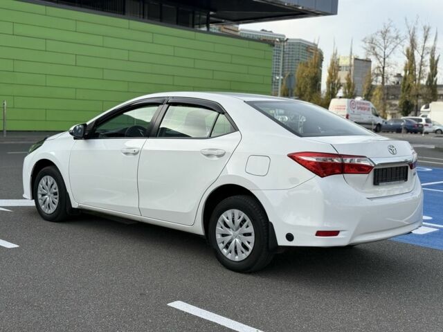 Белый Тойота Королла, объемом двигателя 1.6 л и пробегом 169 тыс. км за 9900 $, фото 4 на Automoto.ua