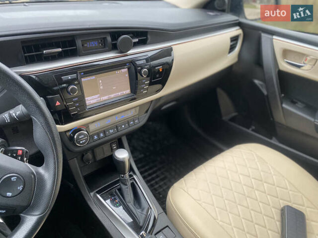 Белый Тойота Королла, объемом двигателя 1.8 л и пробегом 47 тыс. км за 10999 $, фото 32 на Automoto.ua