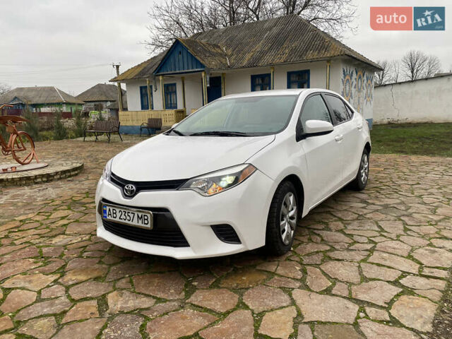 Белый Тойота Королла, объемом двигателя 1.8 л и пробегом 47 тыс. км за 10999 $, фото 1 на Automoto.ua