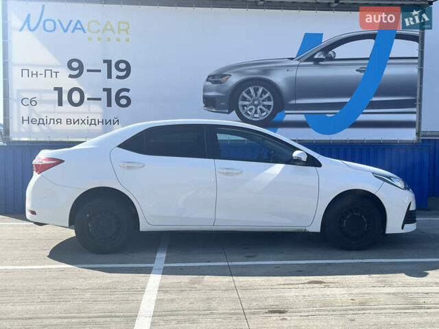 Белый Тойота Королла, объемом двигателя 1.6 л и пробегом 275 тыс. км за 11900 $, фото 4 на Automoto.ua