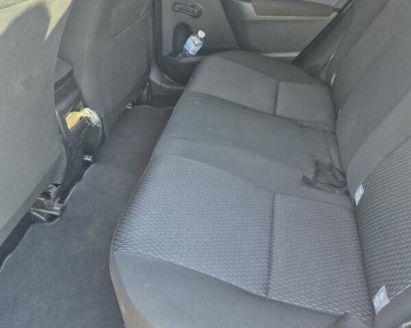 Белый Тойота Королла, объемом двигателя 1.33 л и пробегом 201 тыс. км за 8999 $, фото 5 на Automoto.ua