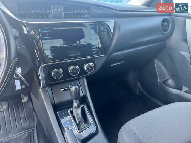 Белый Тойота Королла, объемом двигателя 1.6 л и пробегом 275 тыс. км за 11900 $, фото 12 на Automoto.ua