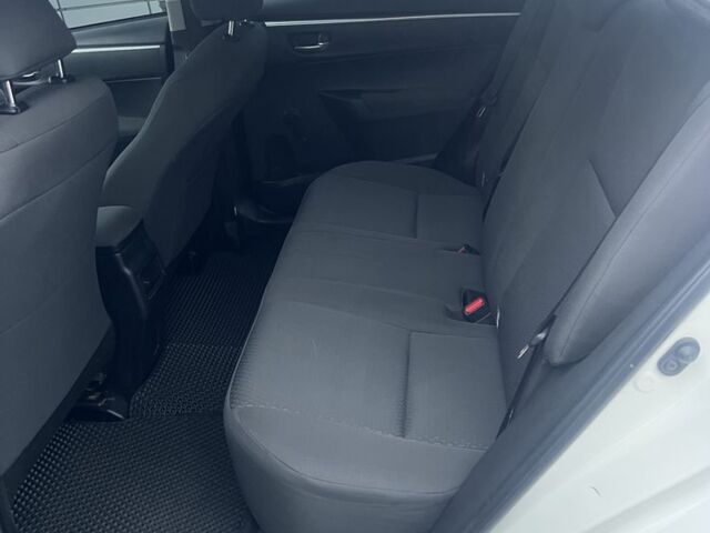 Белый Тойота Королла, объемом двигателя 1.6 л и пробегом 194 тыс. км за 9900 $, фото 7 на Automoto.ua