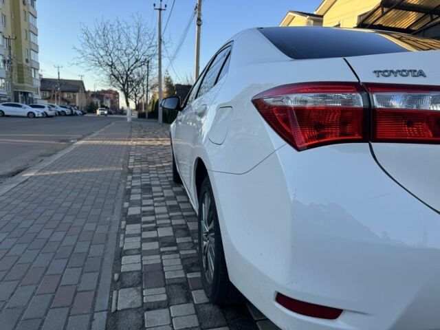 Белый Тойота Королла, объемом двигателя 1.6 л и пробегом 125 тыс. км за 12637 $, фото 5 на Automoto.ua