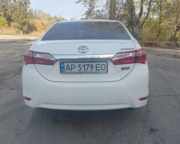 Білий Тойота Королла, об'ємом двигуна 1.6 л та пробігом 203 тис. км за 10000 $, фото 5 на Automoto.ua