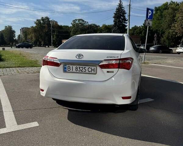 Белый Тойота Королла, объемом двигателя 1.3 л и пробегом 67 тыс. км за 14000 $, фото 3 на Automoto.ua