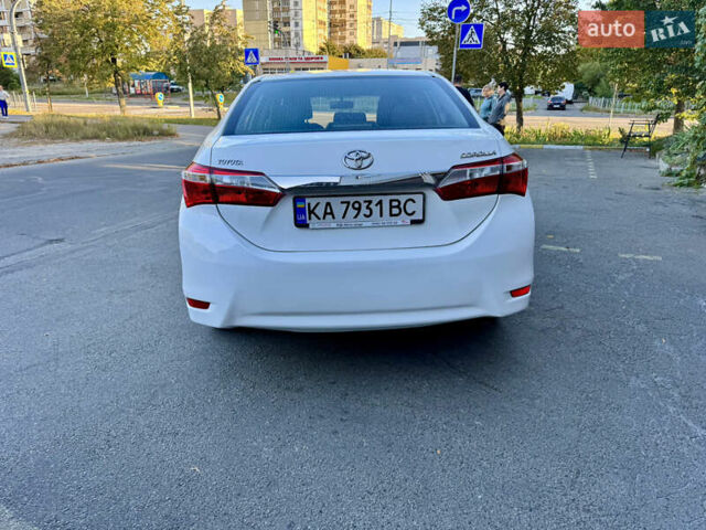 Белый Тойота Королла, объемом двигателя 1.6 л и пробегом 147 тыс. км за 13200 $, фото 3 на Automoto.ua