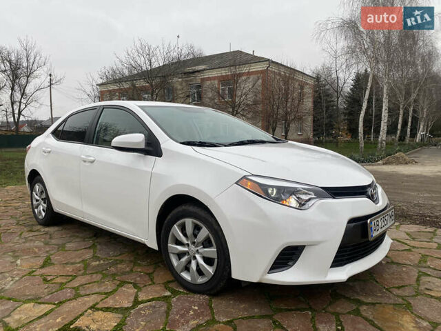 Белый Тойота Королла, объемом двигателя 1.8 л и пробегом 47 тыс. км за 10999 $, фото 8 на Automoto.ua