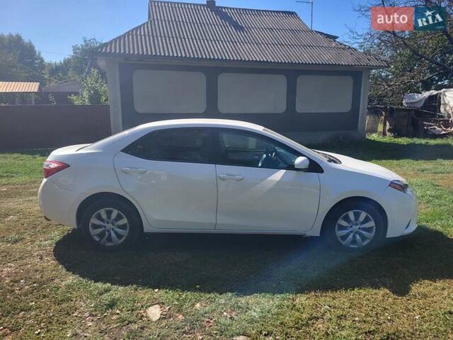 Белый Тойота Королла, объемом двигателя 1.8 л и пробегом 45 тыс. км за 12800 $, фото 4 на Automoto.ua