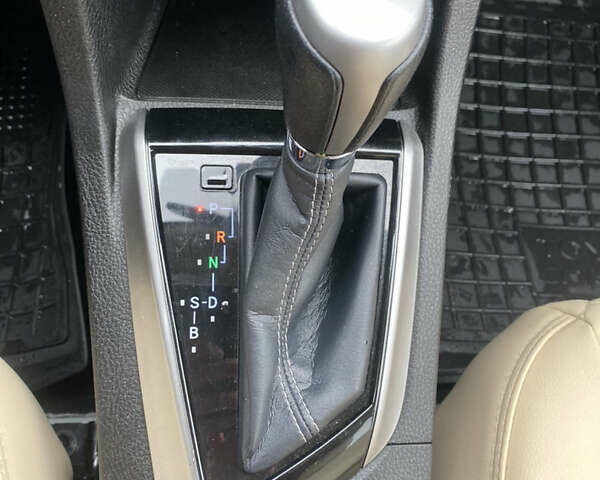 Белый Тойота Королла, объемом двигателя 1.8 л и пробегом 47 тыс. км за 10999 $, фото 30 на Automoto.ua