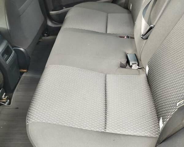 Белый Тойота Королла, объемом двигателя 1.33 л и пробегом 204 тыс. км за 8700 $, фото 13 на Automoto.ua