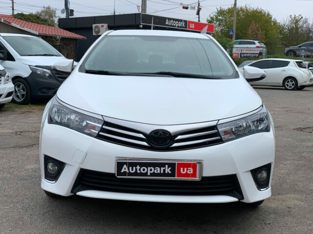 Белый Тойота Королла, объемом двигателя 1.3 л и пробегом 150 тыс. км за 12390 $, фото 1 на Automoto.ua