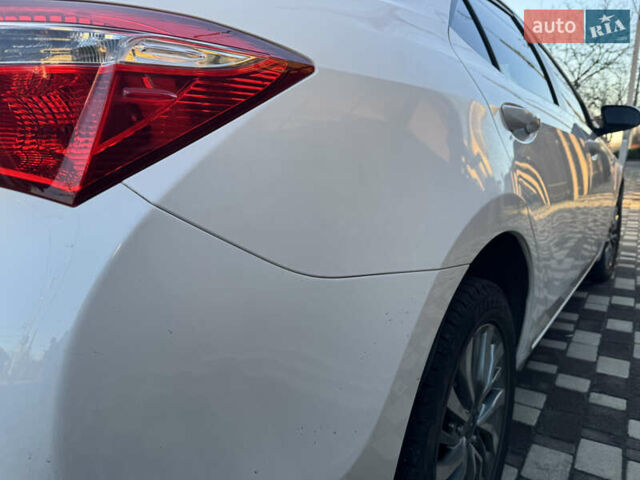 Белый Тойота Королла, объемом двигателя 1.6 л и пробегом 125 тыс. км за 12600 $, фото 10 на Automoto.ua