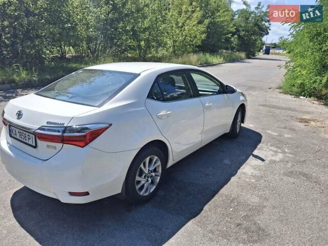 Белый Тойота Королла, объемом двигателя 1.6 л и пробегом 100 тыс. км за 15800 $, фото 7 на Automoto.ua