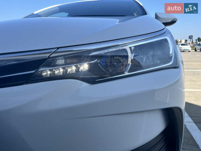 Белый Тойота Королла, объемом двигателя 1.6 л и пробегом 275 тыс. км за 11900 $, фото 19 на Automoto.ua