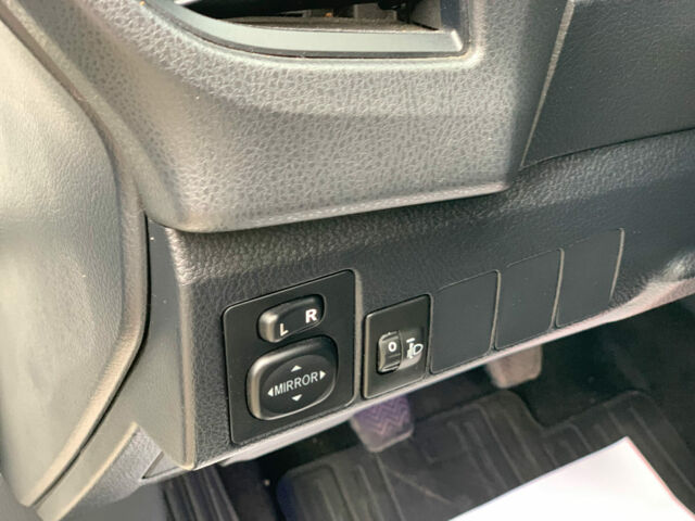 Белый Тойота Королла, объемом двигателя 1.3 л и пробегом 150 тыс. км за 12390 $, фото 32 на Automoto.ua