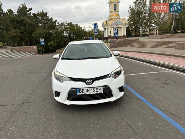 Белый Тойота Королла, объемом двигателя 1.8 л и пробегом 145 тыс. км за 10999 $, фото 1 на Automoto.ua