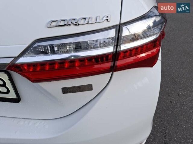 Белый Тойота Королла, объемом двигателя 1.6 л и пробегом 100 тыс. км за 15800 $, фото 16 на Automoto.ua