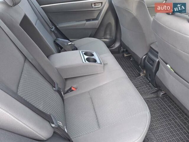 Белый Тойота Королла, объемом двигателя 1.6 л и пробегом 100 тыс. км за 15800 $, фото 17 на Automoto.ua