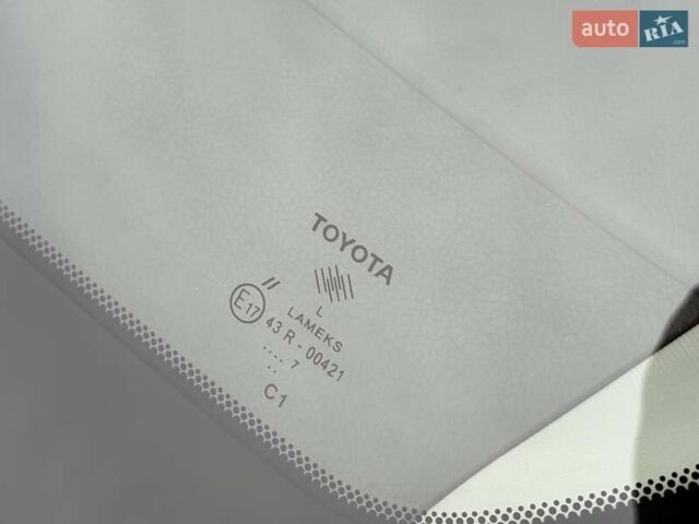Білий Тойота Королла, об'ємом двигуна 1.6 л та пробігом 45 тис. км за 18000 $, фото 46 на Automoto.ua