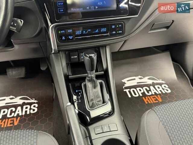 Белый Тойота Королла, объемом двигателя 1.6 л и пробегом 45 тыс. км за 15700 $, фото 46 на Automoto.ua