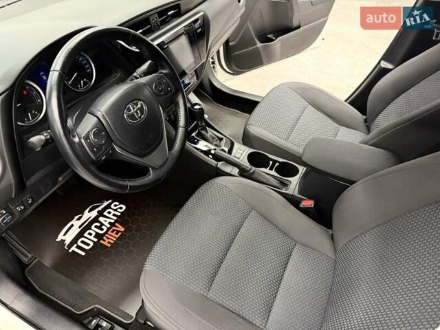 Белый Тойота Королла, объемом двигателя 1.6 л и пробегом 45 тыс. км за 16700 $, фото 19 на Automoto.ua