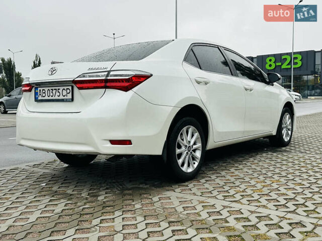 Білий Тойота Королла, об'ємом двигуна 1.6 л та пробігом 72 тис. км за 13700 $, фото 7 на Automoto.ua