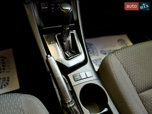 Белый Тойота Королла, объемом двигателя 1.6 л и пробегом 155 тыс. км за 12900 $, фото 10 на Automoto.ua