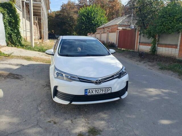 Белый Тойота Королла, объемом двигателя 1.3 л и пробегом 190 тыс. км за 12500 $, фото 6 на Automoto.ua