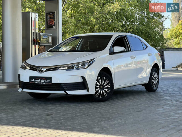 Белый Тойота Королла, объемом двигателя 1.6 л и пробегом 176 тыс. км за 13999 $, фото 1 на Automoto.ua