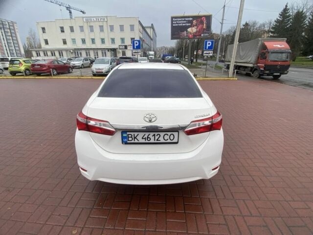 Белый Тойота Королла, объемом двигателя 1.3 л и пробегом 270 тыс. км за 9900 $, фото 1 на Automoto.ua