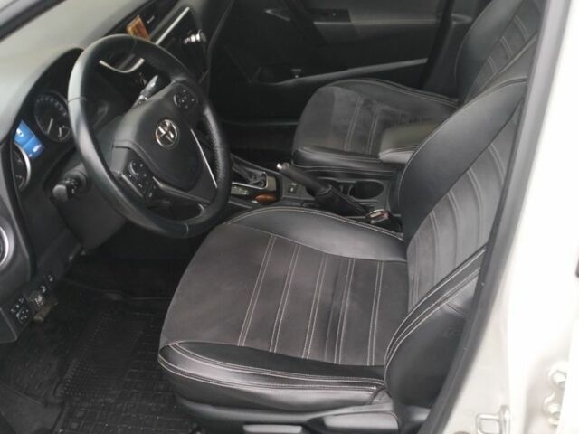 Белый Тойота Королла, объемом двигателя 1.6 л и пробегом 168 тыс. км за 15000 $, фото 7 на Automoto.ua