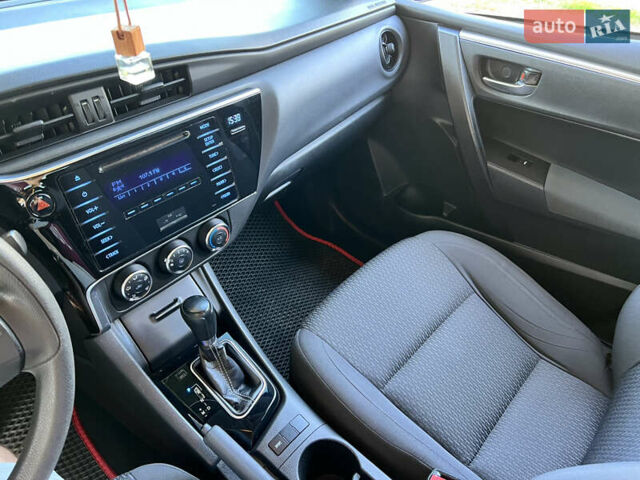 Белый Тойота Королла, объемом двигателя 1.6 л и пробегом 176 тыс. км за 13999 $, фото 8 на Automoto.ua