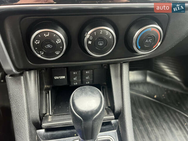 Белый Тойота Королла, объемом двигателя 1.6 л и пробегом 224 тыс. км за 11500 $, фото 9 на Automoto.ua