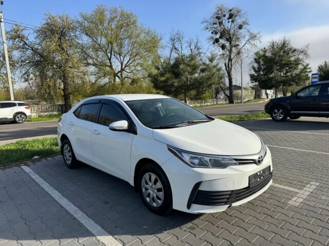 Белый Тойота Королла, объемом двигателя 1.6 л и пробегом 225 тыс. км за 6200 $, фото 7 на Automoto.ua