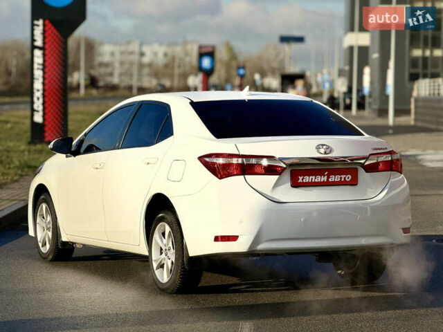 Белый Тойота Королла, объемом двигателя 1.6 л и пробегом 155 тыс. км за 12900 $, фото 6 на Automoto.ua