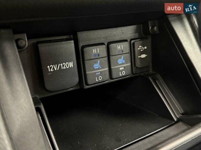 Белый Тойота Королла, объемом двигателя 1.6 л и пробегом 45 тыс. км за 15700 $, фото 44 на Automoto.ua