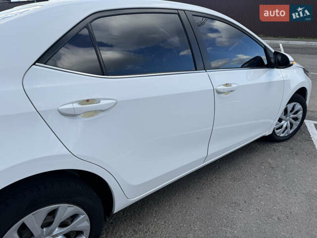 Белый Тойота Королла, объемом двигателя 1.6 л и пробегом 164 тыс. км за 15000 $, фото 10 на Automoto.ua