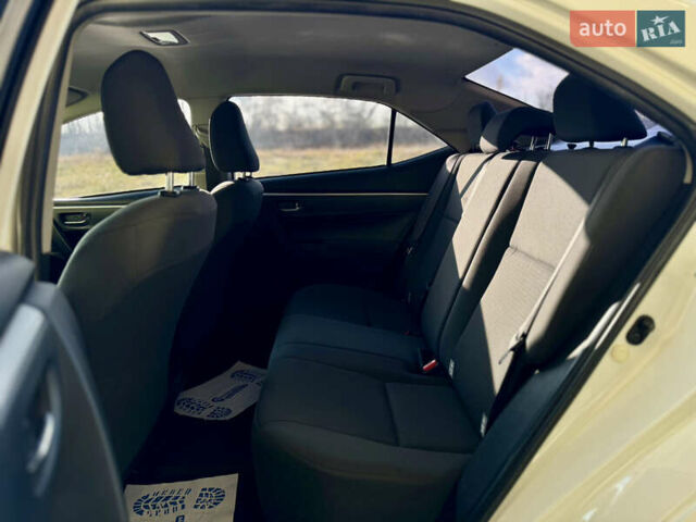 Белый Тойота Королла, объемом двигателя 1.6 л и пробегом 155 тыс. км за 12900 $, фото 17 на Automoto.ua