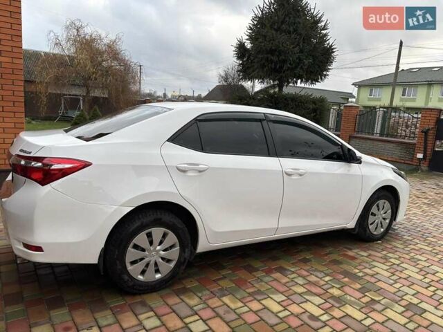 Белый Тойота Королла, объемом двигателя 1.6 л и пробегом 103 тыс. км за 13000 $, фото 2 на Automoto.ua